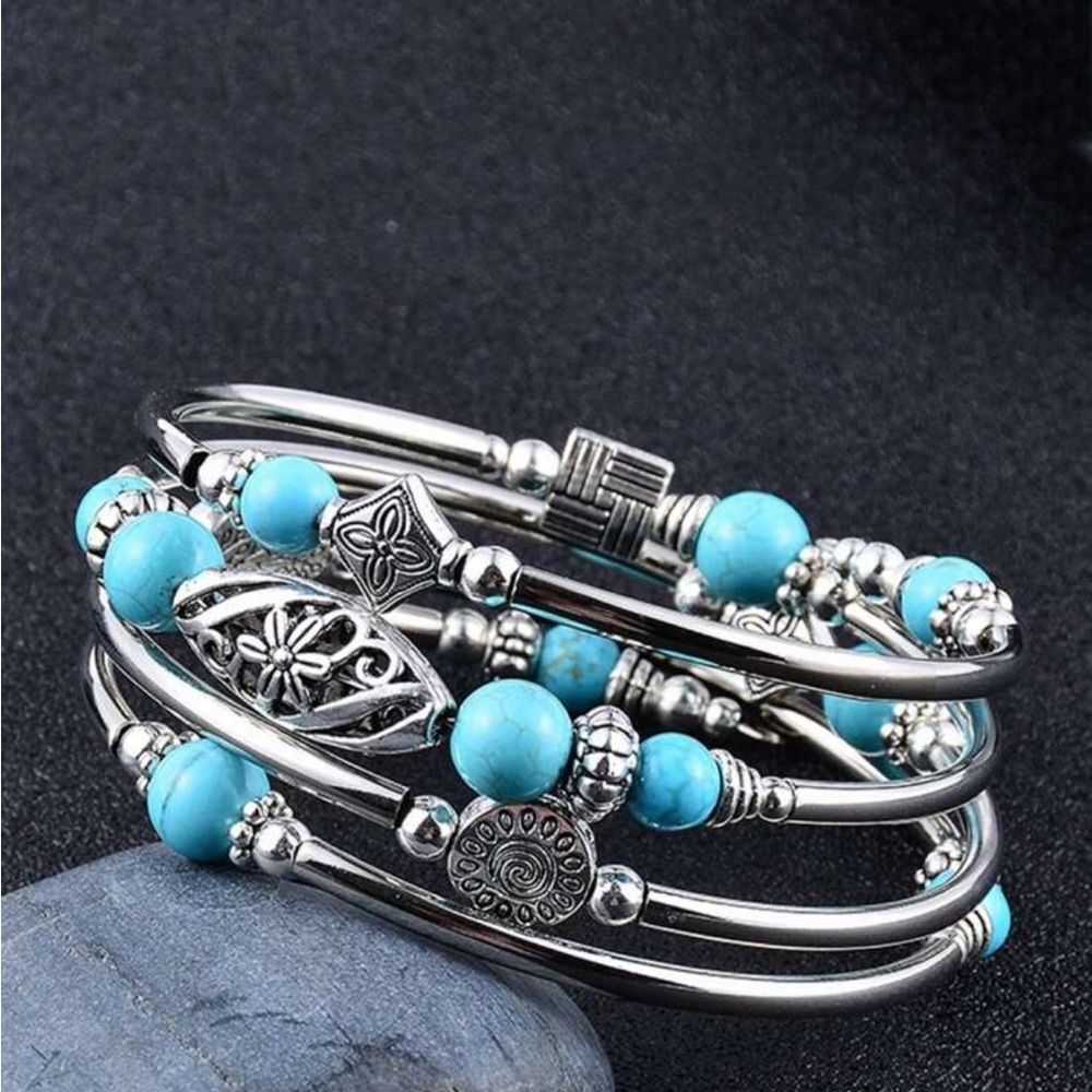Simple & Elegant Turquoise Beaded Bracelet - Picture 1 of 5